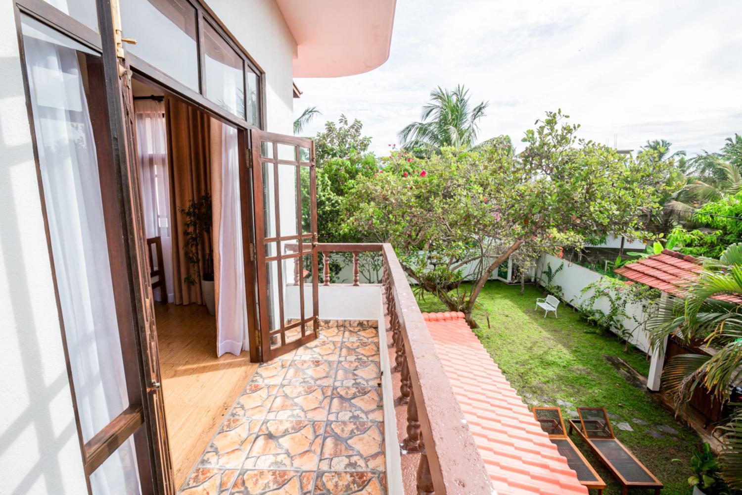 Nibbana Mirissa Hotel Exterior foto